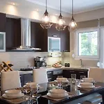 Mary's Modern And Elegant *