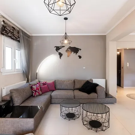 Mary's Modern And Elegant Daire Kalampáka