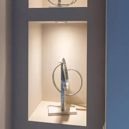 Mary's Modern And Elegant * 칼람파카