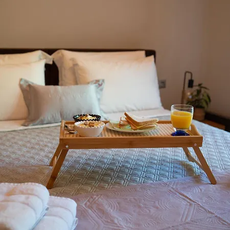 Mary's Modern And Elegant *