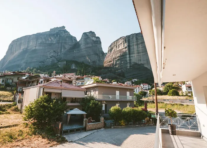 Mary's Modern And Elegant * קאלאבאקה