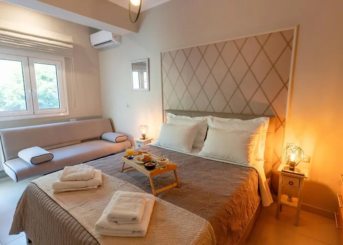 Mary's Modern And Elegant *