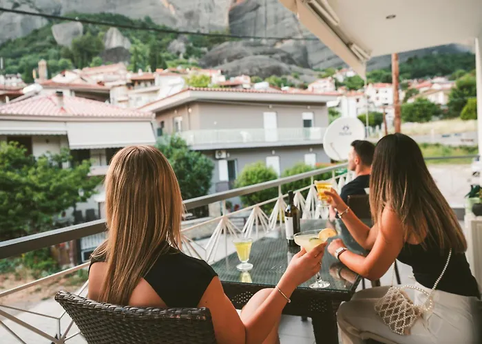 Mary's Modern And Elegant * קאלאבאקה